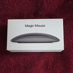 Apple Magic Mouse in Sleek White Packaging